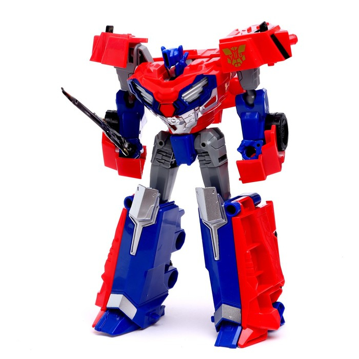 Робот &laquo;Автобот&raquo;, трансформируется