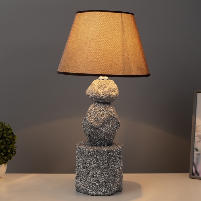 Настольная лампа Стоун Е14 40Вт серый 30х30х58 см RISALUX