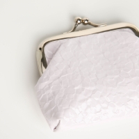 Кошелёк женский на фермуаре, цвет белый Кошелёк женский на фермуаре, цвет белый