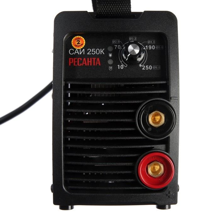 Сварочный аппарат инверторный Сварочный аппарат инверторный "Ресанта" САИ250К, 9.35 кВт, 10-250 А