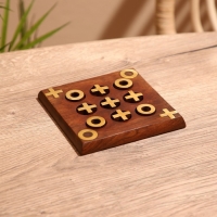 Игра настольная "Крестики-нолики" 12,5х12,5х1 см, дерево шишам Игра настольная "Крестики-нолики" 12,5х12,5х1 см, дерево шишам