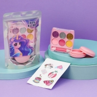 Набор детской косметики с наклейками «Твоя магия», тени, блеск для губ Набор детской косметики с наклейками «Твоя магия», тени, блеск для губ