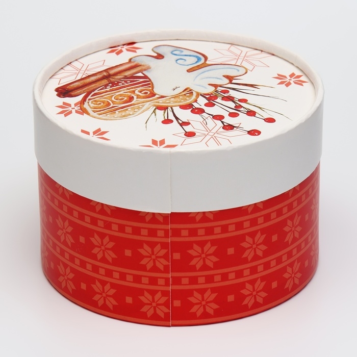 Новый год. Коробка подарочная круглая новогодняя Новый год. Коробка подарочная круглая новогодняя "Новогодний гостинец" 13х13х8,5см.