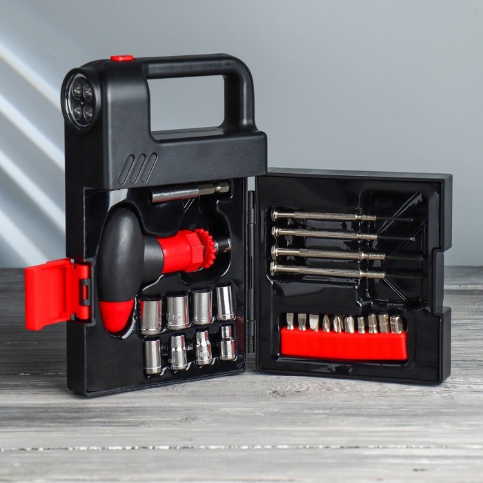 Набор инструментов в фонаре &laquo;На пути&raquo;, 24 предмета