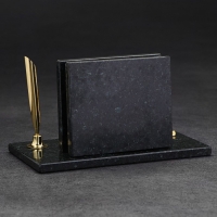 Набор настольный "Герб с львом", змеевик