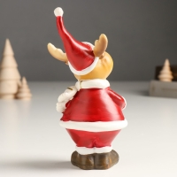 Сувенир полистоун "Лосик в красном кафтане и колпаке, с золотым венком" 8х6х16,5 см Сувенир полистоун "Лосик в красном кафтане и колпаке, с золотым венком" 8х6х16,5 см