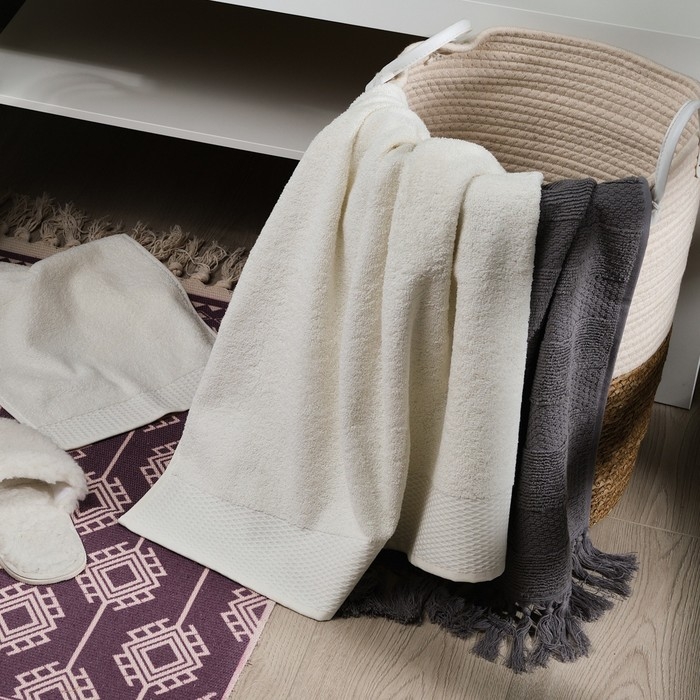 Полотенце махровое LoveLife Полотенце махровое LoveLife "Classic" 70х130 см, белый, 100% хлопок, 450 гр/м2