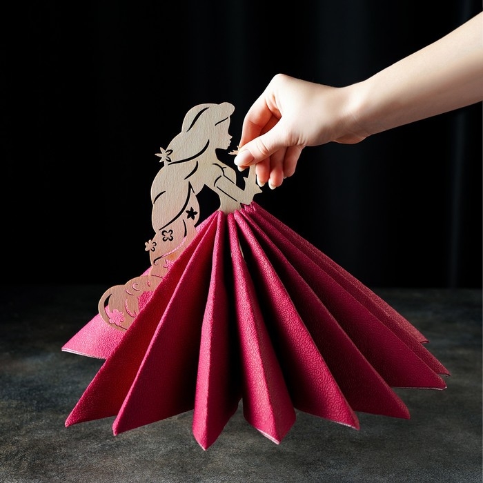 Салфетница деревянная &laquo;Рапунцель&raquo;, 25&times;15&times;13 см