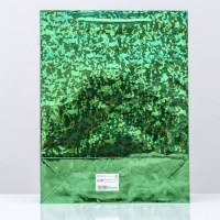 Новый год. Пакет подарочный, фольгированный, "Зеленый" 34 Х 26 Х 8 см. Новый год. Пакет подарочный, фольгированный, "Зеленый" 34 Х 26 Х 8 см.