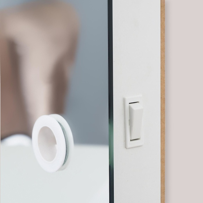 Зеркало, гримёрное, настенное, 13 лампочек, 90х70 см Зеркало, гримёрное, настенное, 13 лампочек, 90х70 см