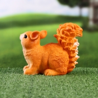 Садовая фигура "Бельчонок" 8х14х15см /// Садовая фигура "Бельчонок" 8х14х15см ///