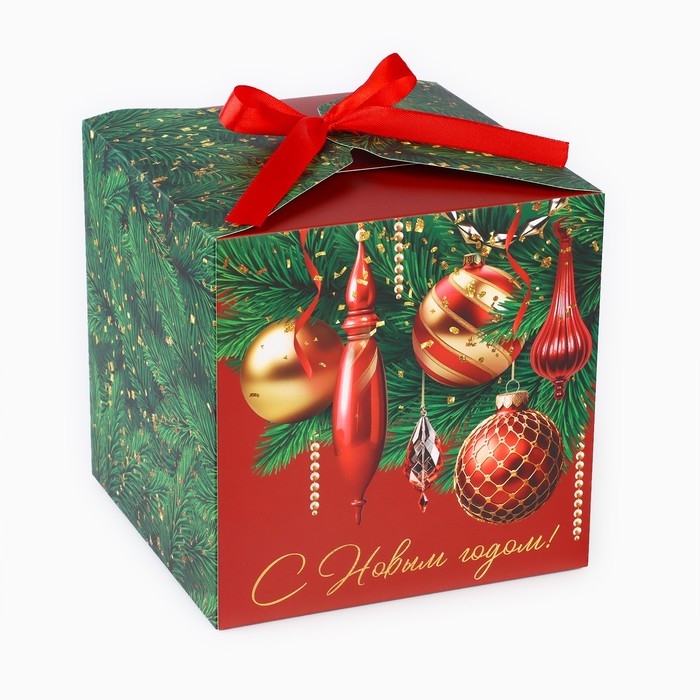 Коробка подарочная новогодняя складная &laquo;Новогодняя классика&raquo;, 18 х 18 х 18 см, Новый год