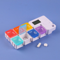 Таблетница &laquo;Неделька&raquo;, 7 секций, с таймером, разноцветная