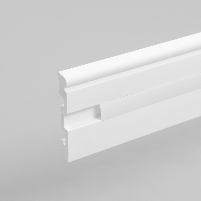 Плинтус напольный под подсветку рассеивателем 1 UHD 17/80СL 2000х80 мм Плинтус напольный под подсветку рассеивателем 1 UHD 17/80СL 2000х80 мм