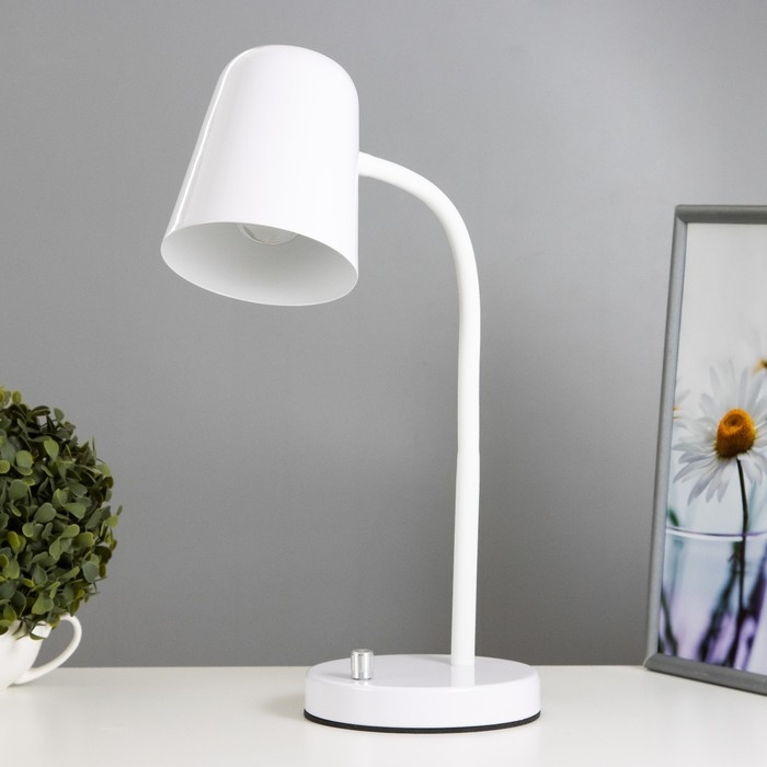 Настольная лампа Настольная лампа "Санни" Е27 15Вт белый 14,5х15х50 см