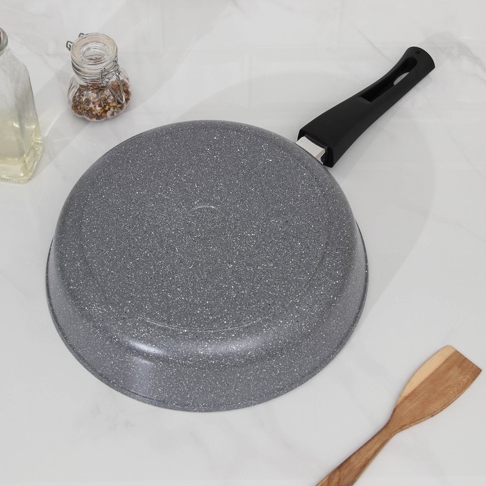 Сковорода Доляна &laquo;Марбл&raquo;, d=28 см, стеклянная крышка, съёмная ручка, антипригарное покрытие