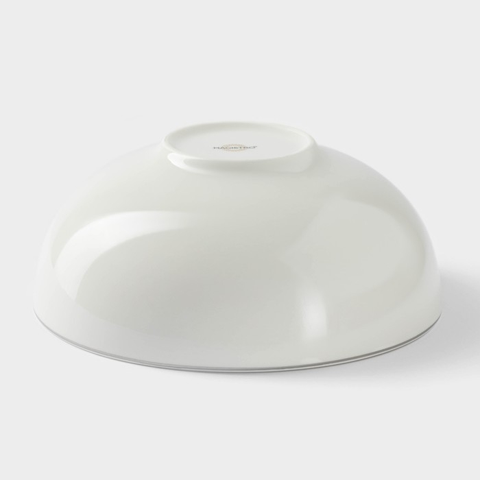 Салатник фарфоровый Magistro La Perle, 1,5 л, d=20,5 см, цвет белый Салатник фарфоровый Magistro La Perle, 1,5 л, d=20,5 см, цвет белый