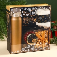 Подарочный набор новогодний &laquo;Все мечты сбудутся&raquo;:Чай новогодний чёрный 50 г., крем-мед с клубникой 120 г., носки 36 - 39 размер, термос 500 мл.