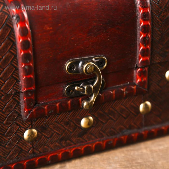 Шкатулка дерево состаренная Шкатулка дерево состаренная "С заклёпками" сундучок 10,5х18х11 см