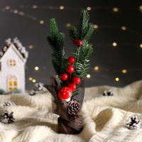 Новогодняя композиция &laquo;Веточка с ягодками&raquo; 15 &times; 15 &times; 29 см