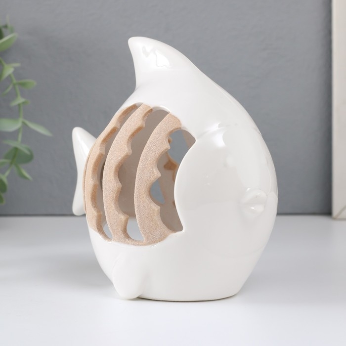 Подсвечник керамика на 1 свечу Подсвечник керамика на 1 свечу "Рыбка с узорами" белый 15,7х8,8х14,3 см