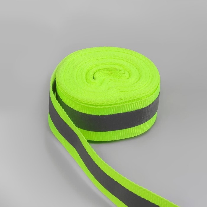 Светоотражающая лента-стропа, 20 мм, 5 ± 1 м, цвет салатовый Светоотражающая лента-стропа, 20 мм, 5 ± 1 м, цвет салатовый
