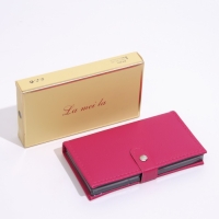 Набор декоративной косметики: тени для век, тени для бровей, блеск для губ, румяна, зеркало Набор декоративной косметики: тени для век, тени для бровей, блеск для губ, румяна, зеркало