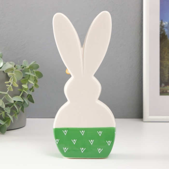 Сувенир керамика Сувенир керамика "Зайка спящий, с ромашкой на ухе" бело-зелёный 10,4х4,3х23,7 см