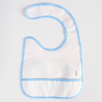 Нагрудник для кормления &laquo;Веселые подружки&raquo; непромокаемый на липучке, с карманом