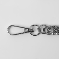 Цепочка для сумки, с карабинами, металлическая, плоская, плотное плетение, 15 × 10 мм, 60 см, цвет серебряный Цепочка для сумки, с карабинами, металлическая, плоская, плотное плетение, 15 × 10 мм, 60 см, цвет серебряный