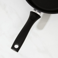 Сковорода «Традиция», 26×6 см, пластиковая ручка, стеклянная крышка, антипригарное покрытие, цвет чёрный Сковорода «Традиция», 26×6 см, пластиковая ручка, стеклянная крышка, антипригарное покрытие, цвет чёрный