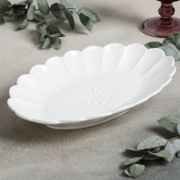 Блюдо фарфоровое Magistro &laquo;Ромашка&raquo;, d=28 см, цвет белый