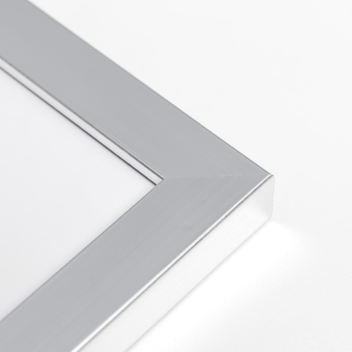Фоторамка пластик "МИРАМ" 30х40 см серебро (пластиковый экран)