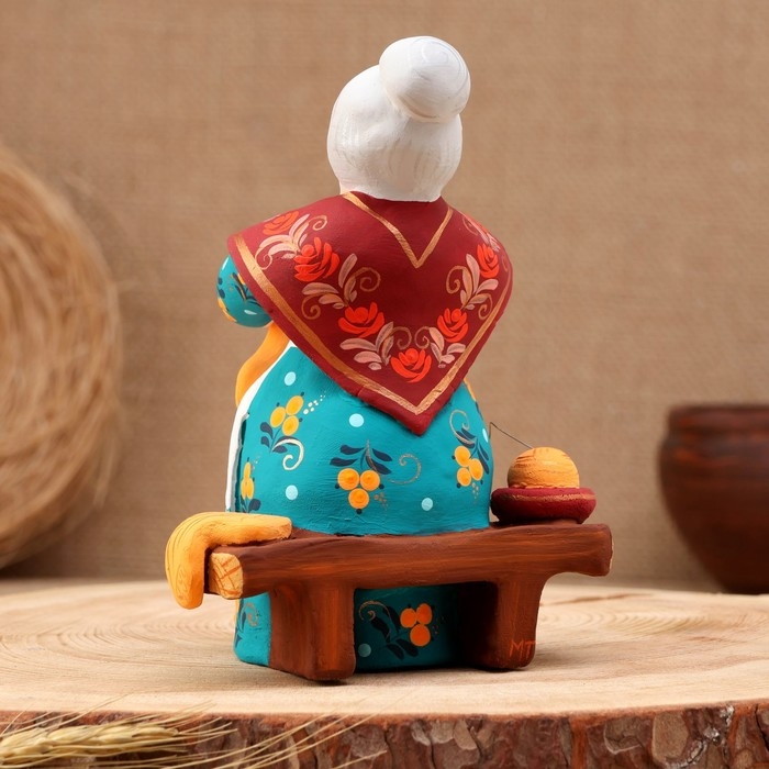 Ковровская игрушка Ковровская игрушка "Скамейка Бабка вяжет", керамика