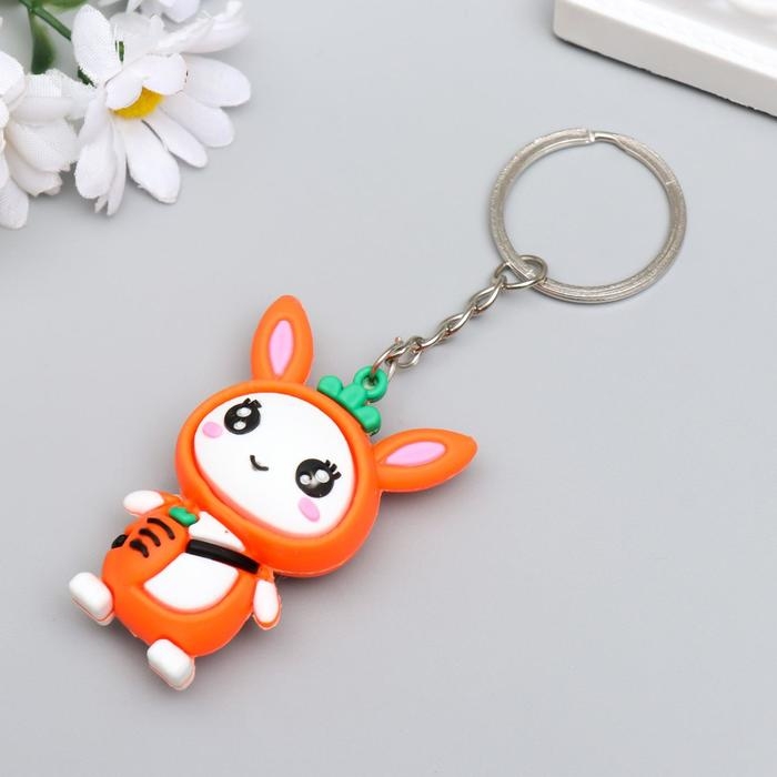 Брелок резина Брелок резина "Зайка с морковкой" МИКС 5х3,5х1,7 см