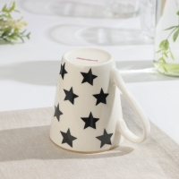 Кружка фарфоровая Доляна «Звёзды», 350 мл, цвет белый Кружка фарфоровая Доляна «Звёзды», 350 мл, цвет белый