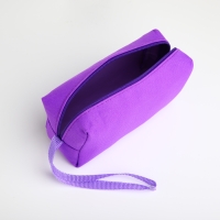 Косметичка на молнии, цвет сиреневый Косметичка на молнии, цвет сиреневый