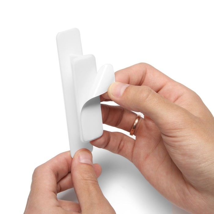 Ручка мебельная самоклеющаяся CAPPIO, L=108 мм, пластик, цвет белый Ручка мебельная самоклеющаяся CAPPIO, L=108 мм, пластик, цвет белый