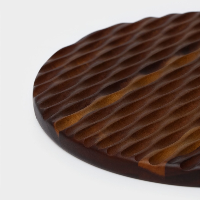 Доска разделочная с ручкой &laquo;Рельеф&raquo;, 35&times;25&times;1,5 см, акация