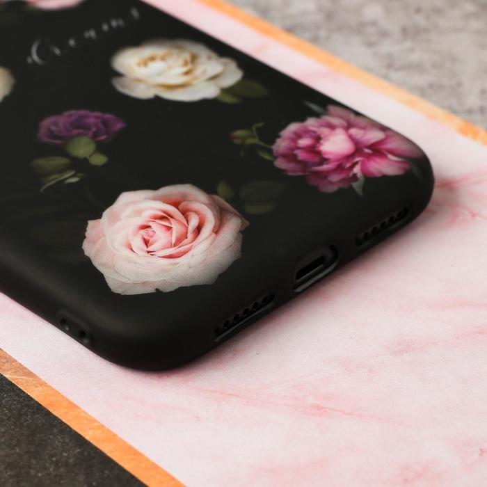 Чехол на телефон iPhone XR Dreams, 15 х 7,5 см Чехол на телефон iPhone XR Dreams, 15 х 7,5 см