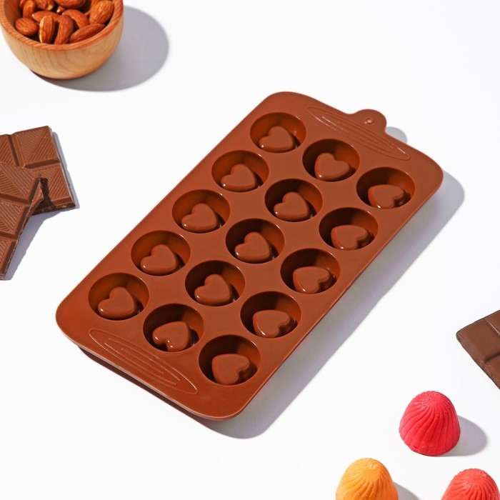 Форма для конфет и шоколада Доляна &laquo;Сердце&raquo;, силикон, 23,2&times;12&times;1 см, 15 ячеек (d=3,3 см), цвет коричневый