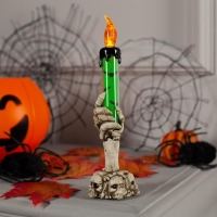 Светодиодная фигура &laquo;Свеча зелёная&raquo; 6 &times; 16 &times; 6 см, пластик, батарейки AG13х3 (в комплекте), свечение тёплое белое