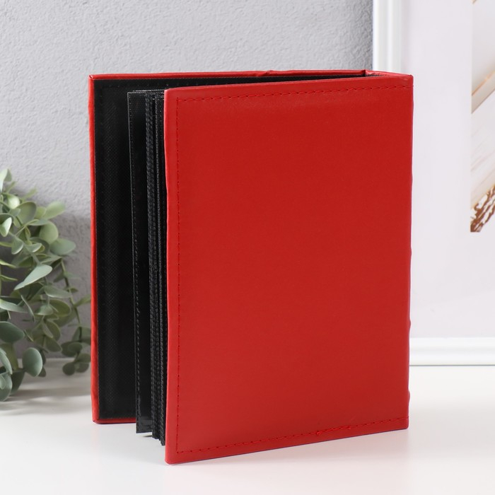 Фотоальбом на 200 фото 10х15 см "Классика" 2 золотых полоски МИКС кожзам 18х23х5,5 см