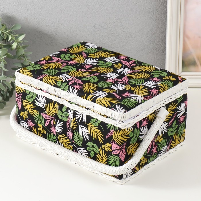 Шкатулка для рукоделия Шкатулка для рукоделия "Лесные веточки на чёрном" 19х26х14,5 см