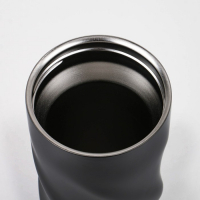 Термокружка, 500 мл, Спираль "Мастер К", сохраняет тепло 8 ч, 7.8х22 см, чёрная Термокружка, 500 мл, Спираль "Мастер К", сохраняет тепло 8 ч, 7.8х22 см, чёрная