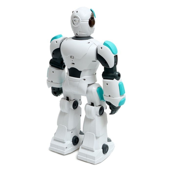 Робот &laquo;Атакер&raquo;, радиоуправление, голосовое управление, свет, звук, с аккумулятором