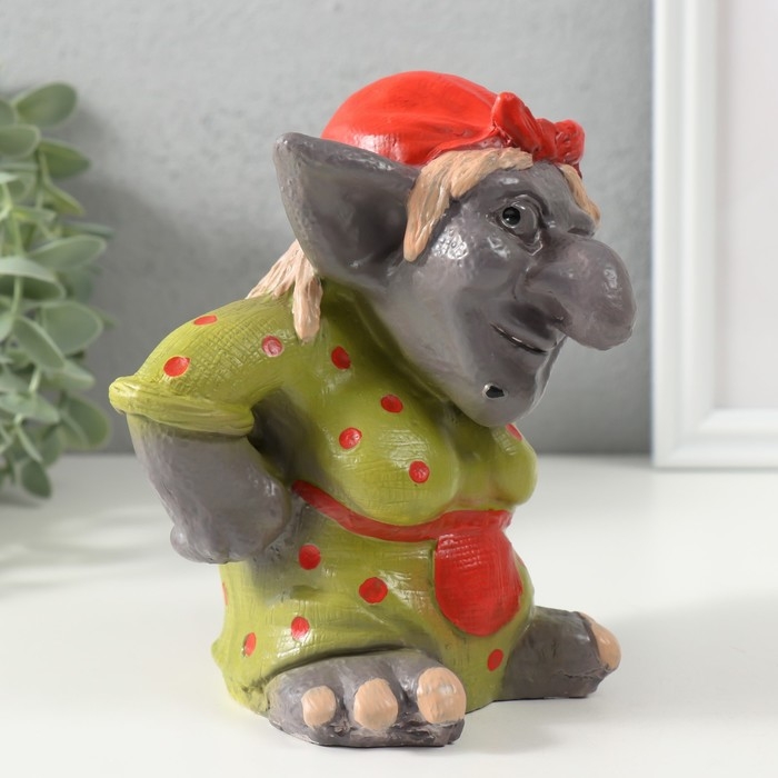 Копилка "Тролчиха Петровна" 14,5 х 14 х 11 см.