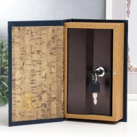 Сейф-книга дерево, кожзам "Великие мысли великих мужчин" 21х13х5 см Сейф-книга дерево, кожзам "Великие мысли великих мужчин" 21х13х5 см