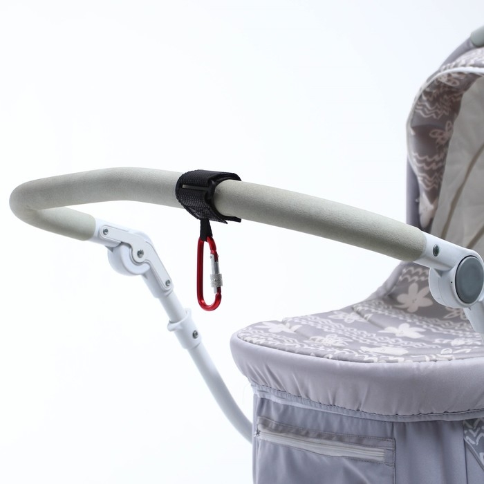 Карабин для сумок на коляску, на липучке, экокожа, цвет черный/красный Карабин для сумок на коляску, на липучке, экокожа, цвет черный/красный