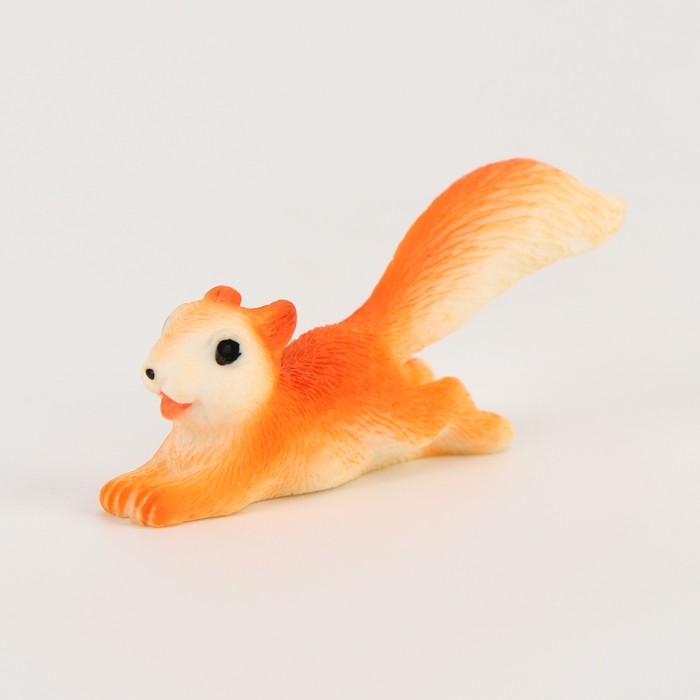 Миниатюра кукольная &laquo;Шустрая белочка&raquo;, набор 2 шт., размер 1 шт. &mdash; 5 &times; 1 &times; 2 см